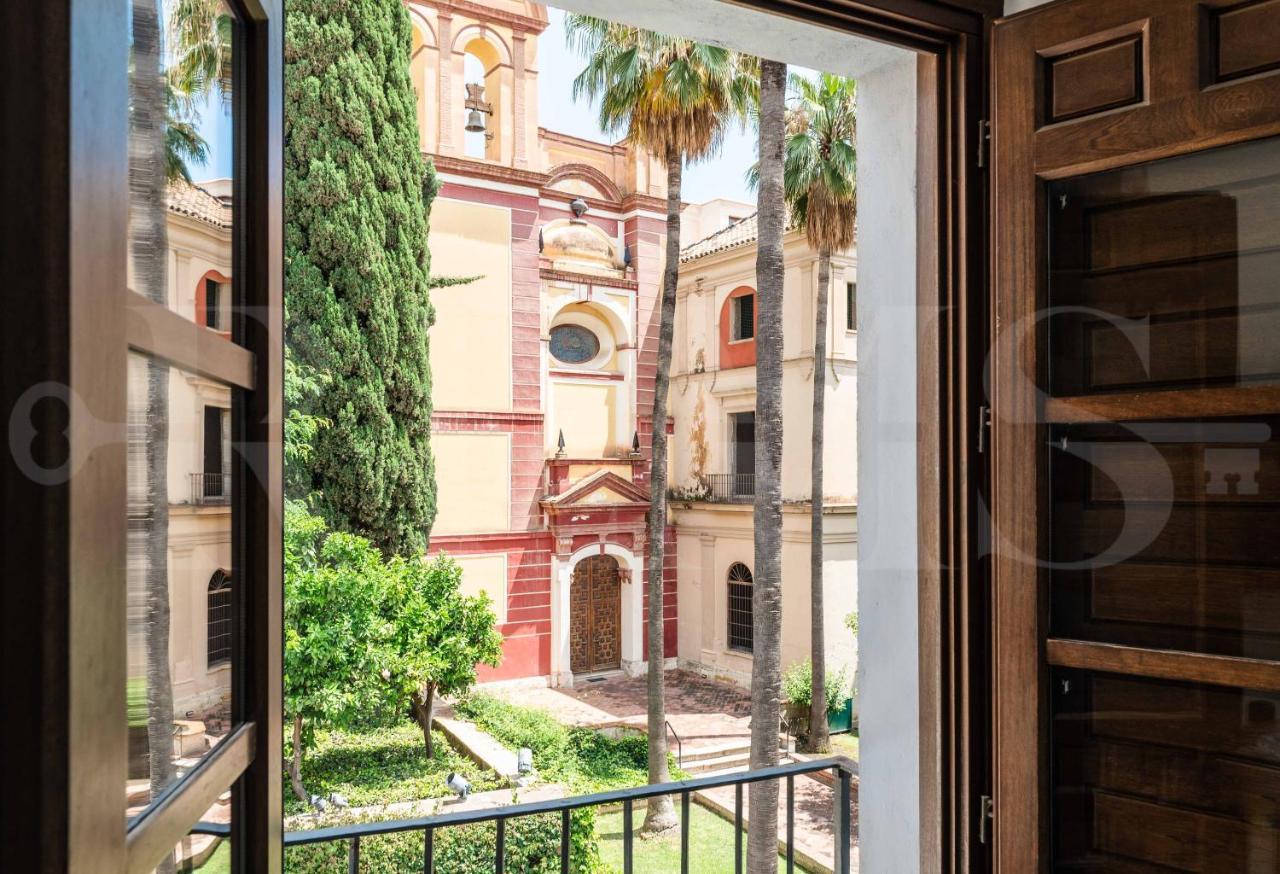 マラガLoft Duplex With Private Terrace - Historic Center By Remsアパートメント エクステリア 写真